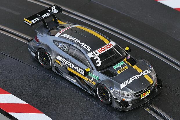 23845 Carrera Digital 124 Mercedes-AMG C 63 DTM Paul Di Resta, Nr.03 - 23845 verkauft