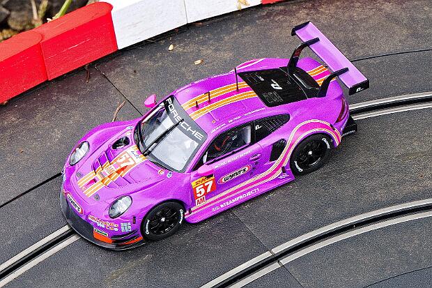 23913 Carrera Digital 124 Porsche 911 RSR Project 1 Nr. 57 - 23913 im Bestand