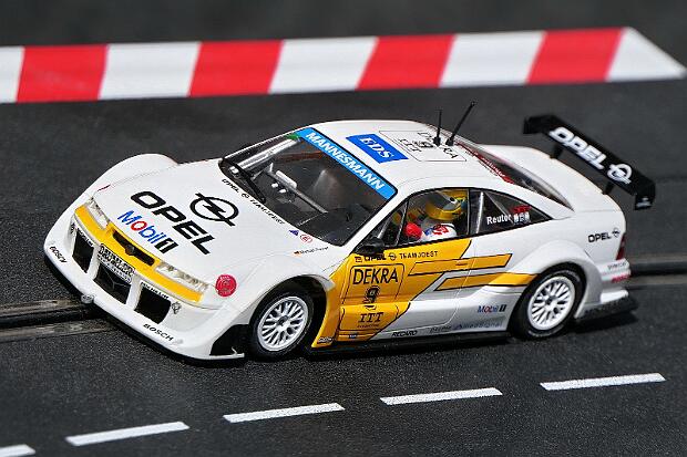 CA36a Slot.it OPEL CALIBRA DMT/ITC 1995 - Hockenheimring / #9 - Manuel Reuter CA36a