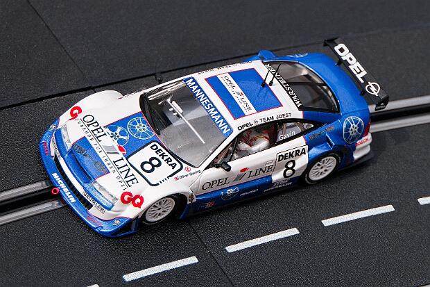 CA36e Slot.it OPEL CALIBRA V6 ITC Mugello 1996 / #8 - Oliver Gavin CA36e