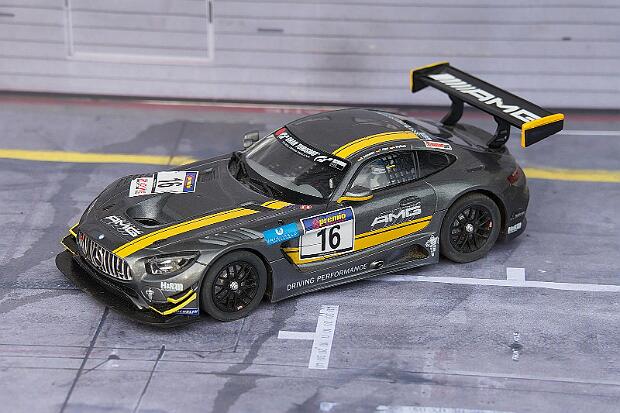 30767 Carrera Digital 132 Mercedes AMG GT3 Nr.16 - 30767