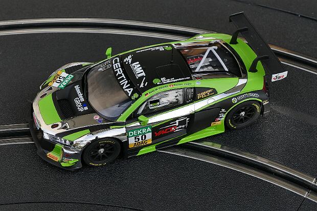 30784 Carrera Digital 132 Mercedes-Benz SLS AMG GT3 Haribo Racing Team Nr.88 24h ADAC Zurich - 30784