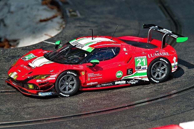 23965 Carrera Digital 124 Ferrari 296 GT3 AF Corse Nr.21 - 23965 - im Bestand